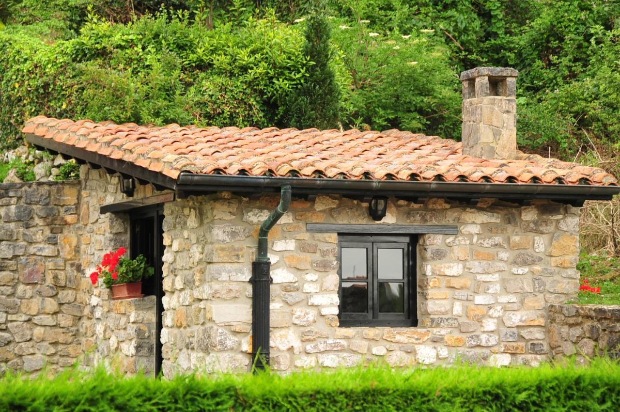 Casas Rurales El Llugaron Miravalles Exterior photo