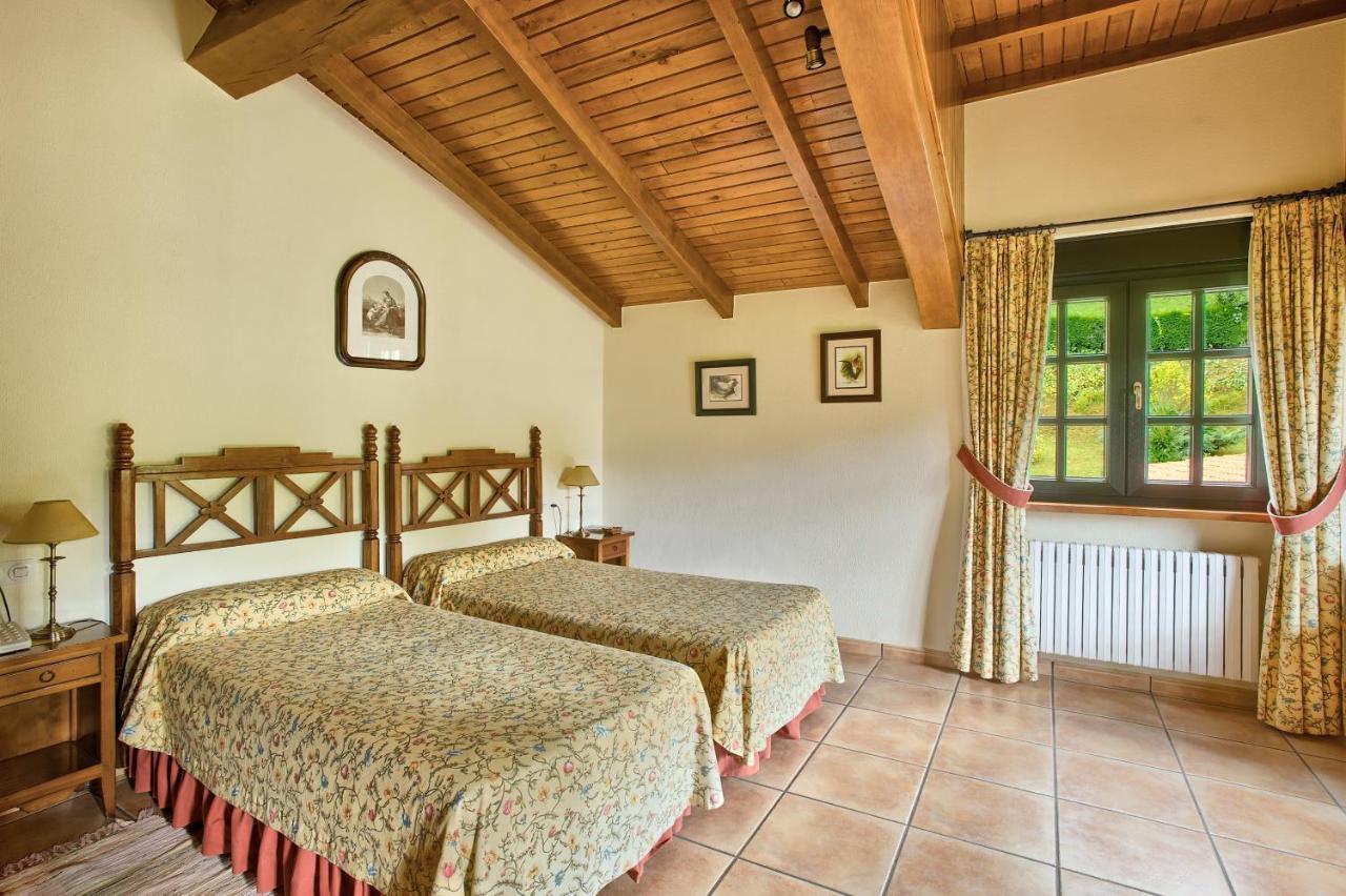 Casas Rurales El Llugaron Miravalles Exterior photo