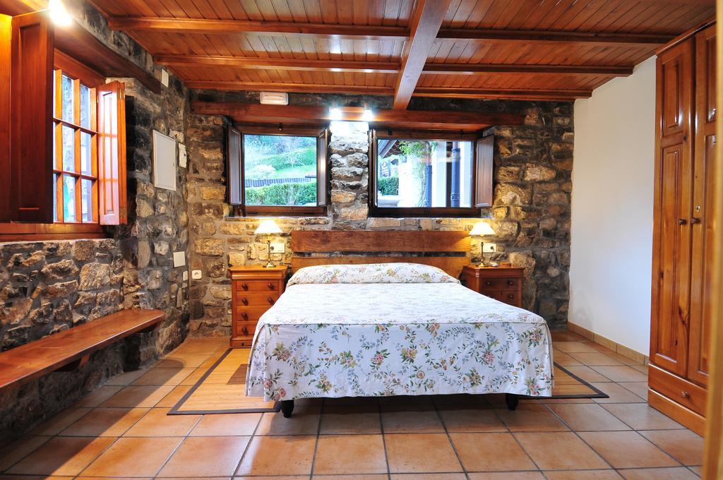 Casas Rurales El Llugaron Miravalles Exterior photo